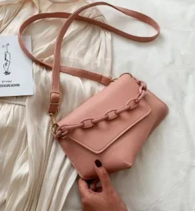 PB189 Pale Pink Chain Accent Handbag
