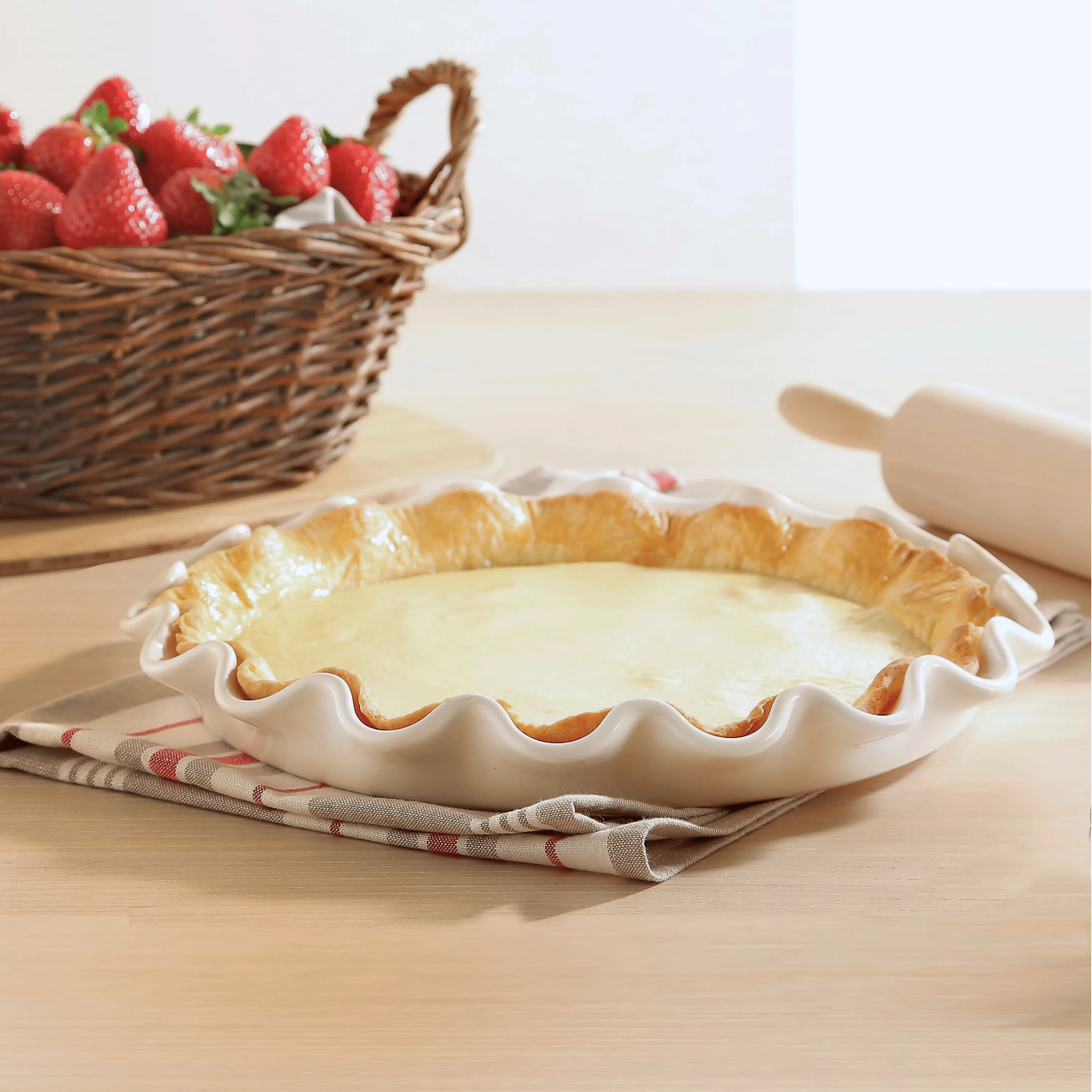Ruffled Tart Dish (EH Online Exclusive)