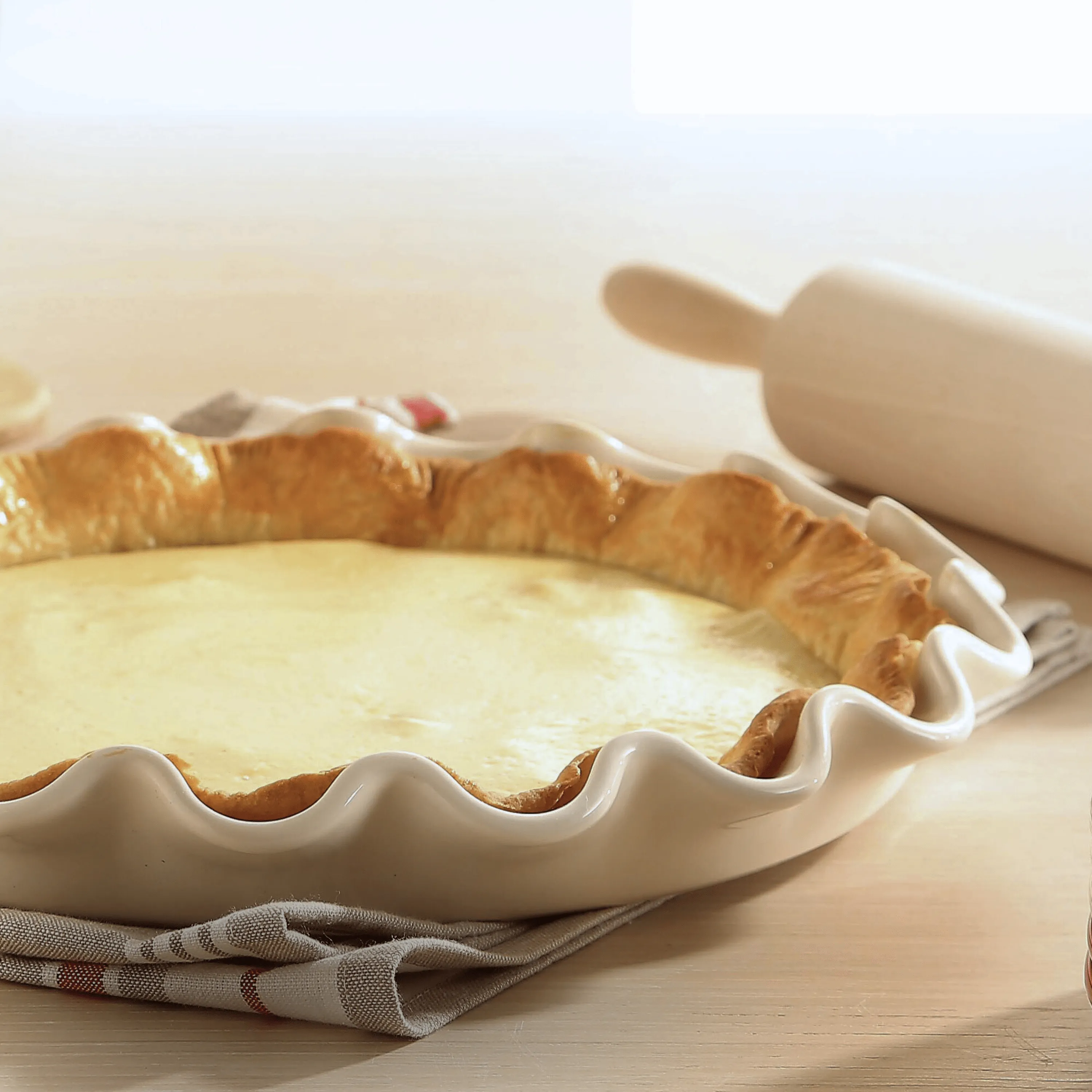 Ruffled Tart Dish (EH Online Exclusive)